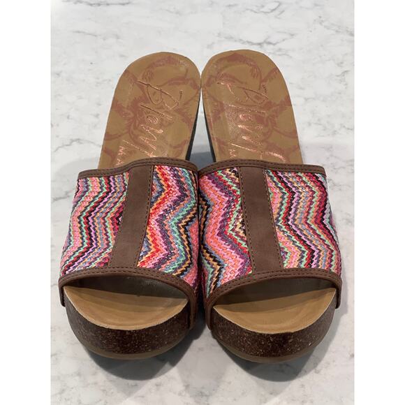 Blowfish Malibu Women’s Hula Platform Wedge Slip On Sandals Size 9 Beige Comfort - Picture 3 of 7